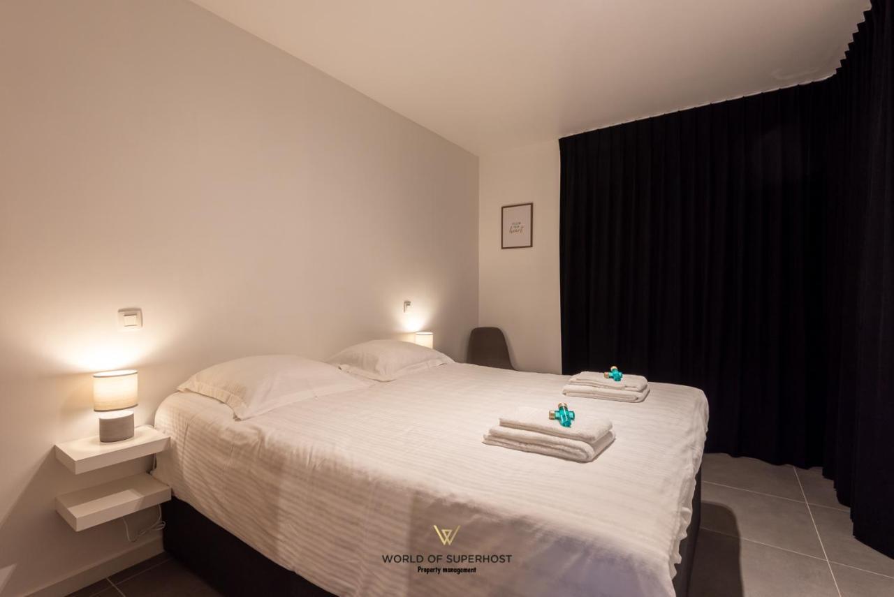 Spacious Apartment Closeby The Sea Up To 6 People! Ostende Exterior foto